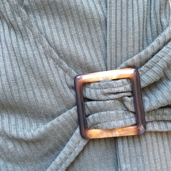 Express V-Neck Wrap Front Buckle Tank - Sz S - Picture 3 of 4
